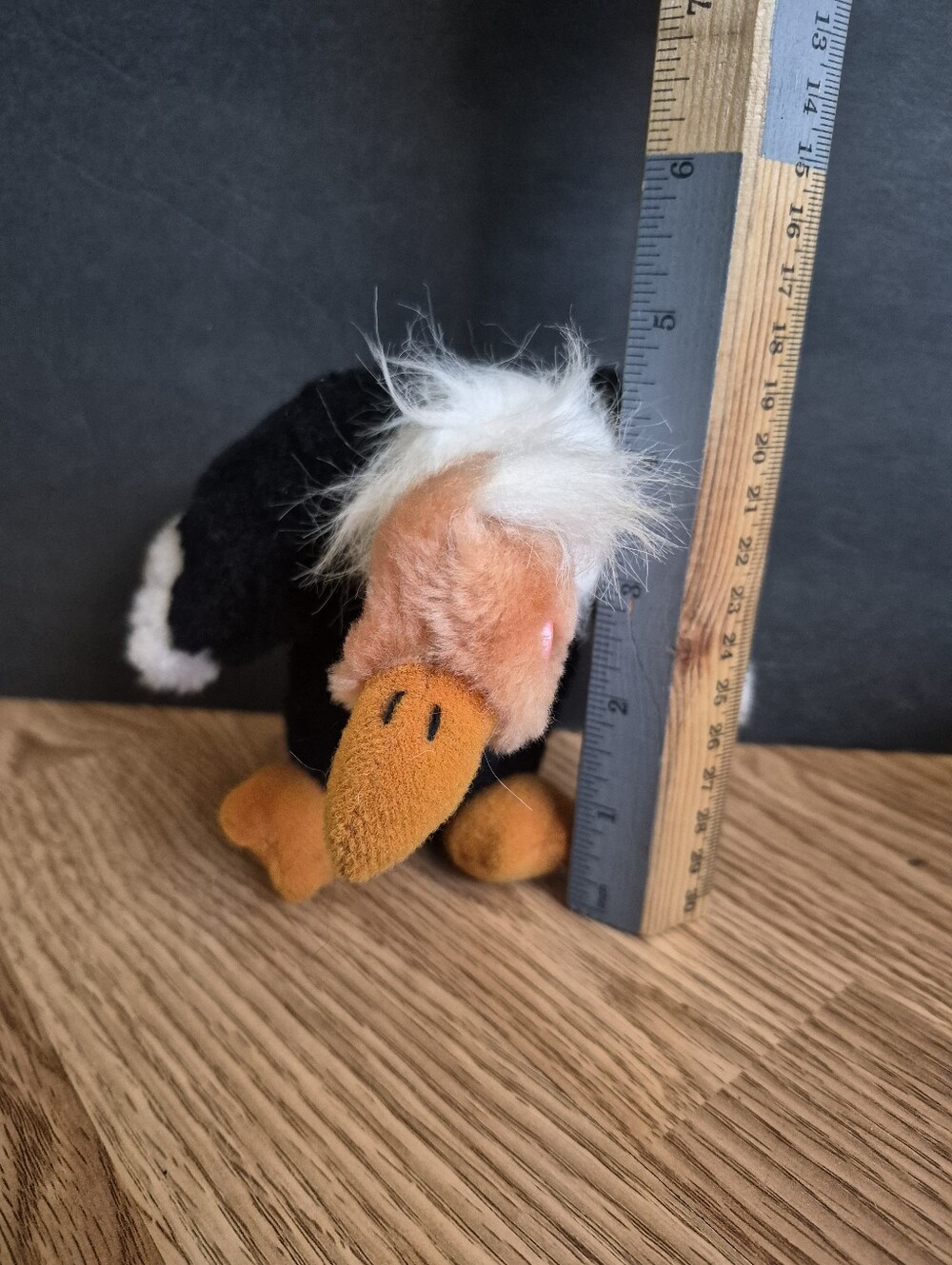 Vintage Wallace Berrie Vulture Plush - Picture 6 of 7